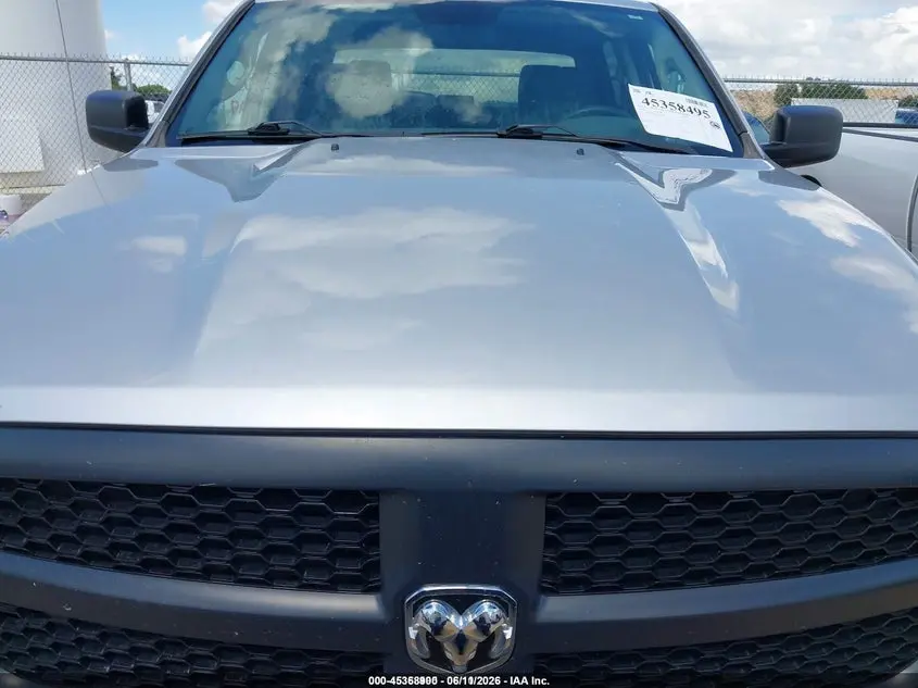2018 RAM 1500 TRADESMAN  4X2 5'7 BOX