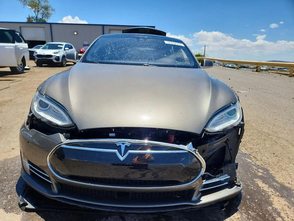 2015 TESLA MODEL S 70D  
