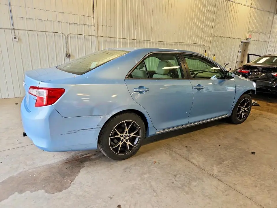 2012 TOYOTA CAMRY LE  