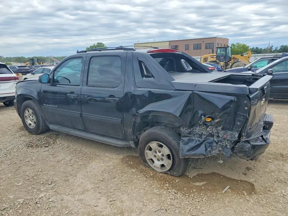 2013 CHEVROLET AVALANCHE LS  