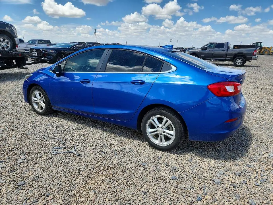 2017 CHEVROLET CRUZE LT  