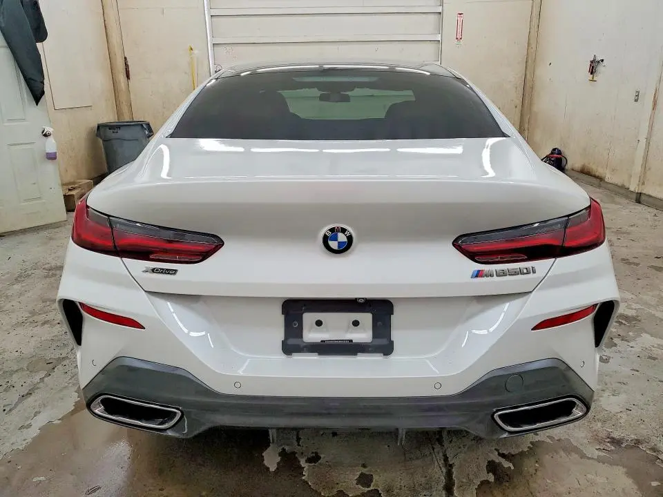 2022 BMW M850XI   