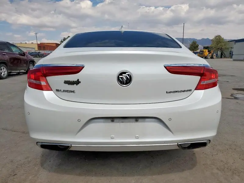 2018 BUICK LACROSSE ESSENCE  