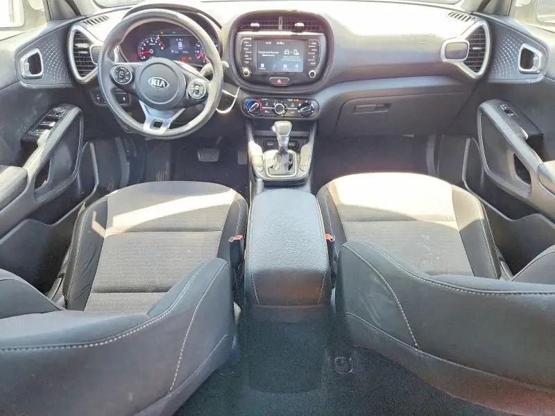 2020 KIA SOUL S  