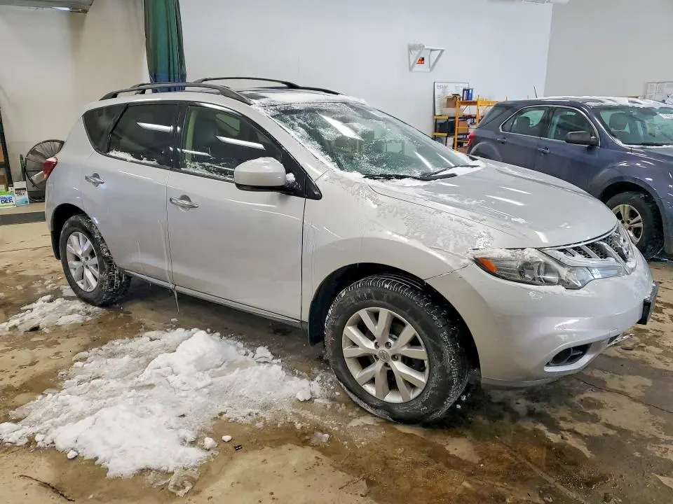 2014 NISSAN MURANO S  