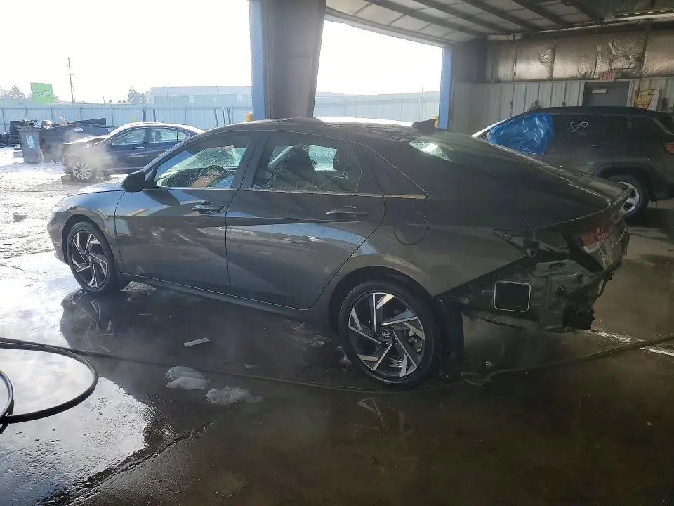 2025 HYUNDAI ELANTRA LIMITED  