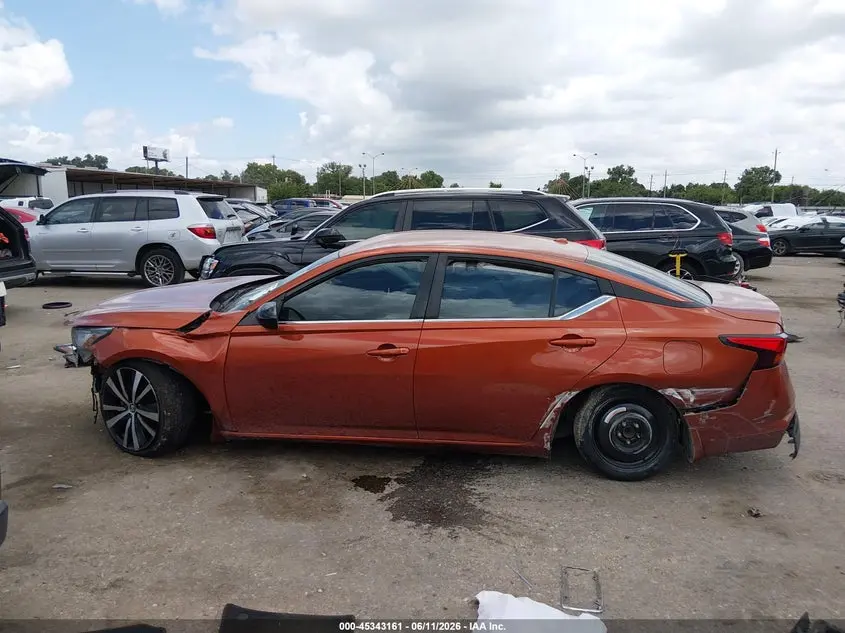 2020 NISSAN ALTIMA SR FWD