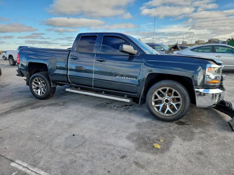 2017 CHEVROLET SILVERADO C1500 LT  