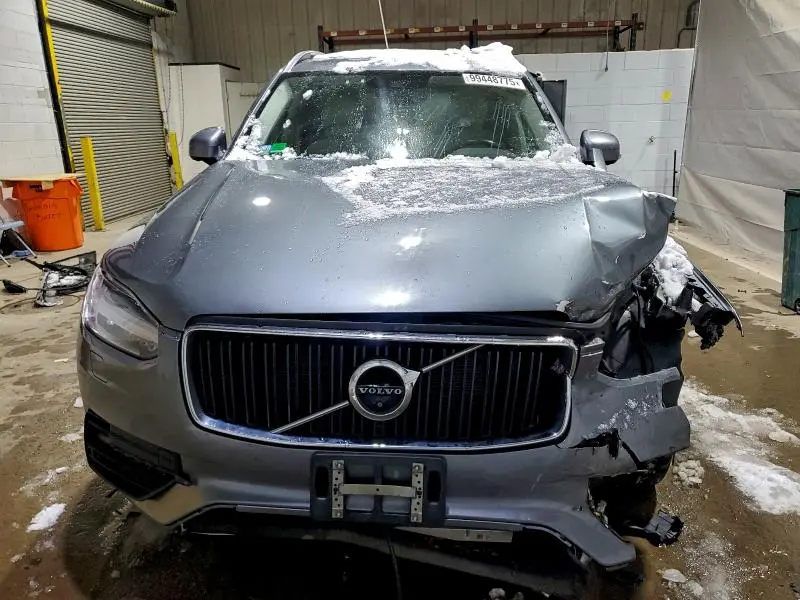 2017 VOLVO XC90 T6  