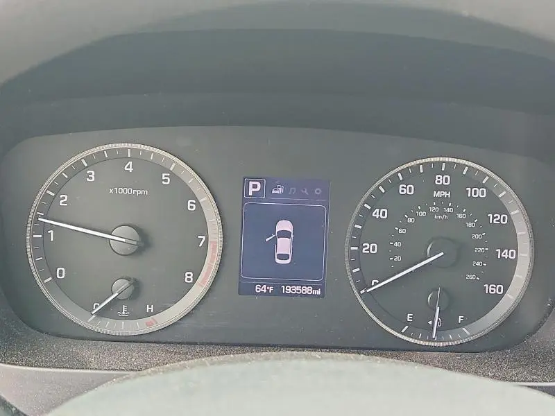 2017 HYUNDAI SONATA SE  