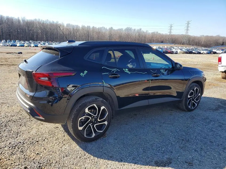 2025 CHEVROLET TRAX 2RS  