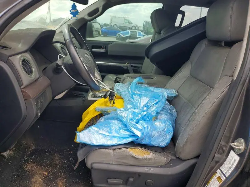 2014 TOYOTA TUNDRA DOUBLE CAB LIMITED  