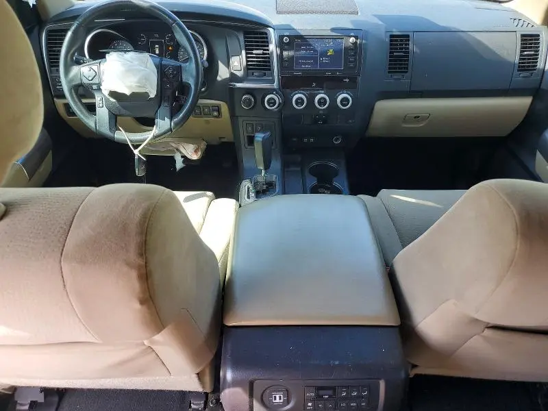 2022 TOYOTA SEQUOIA SR5  