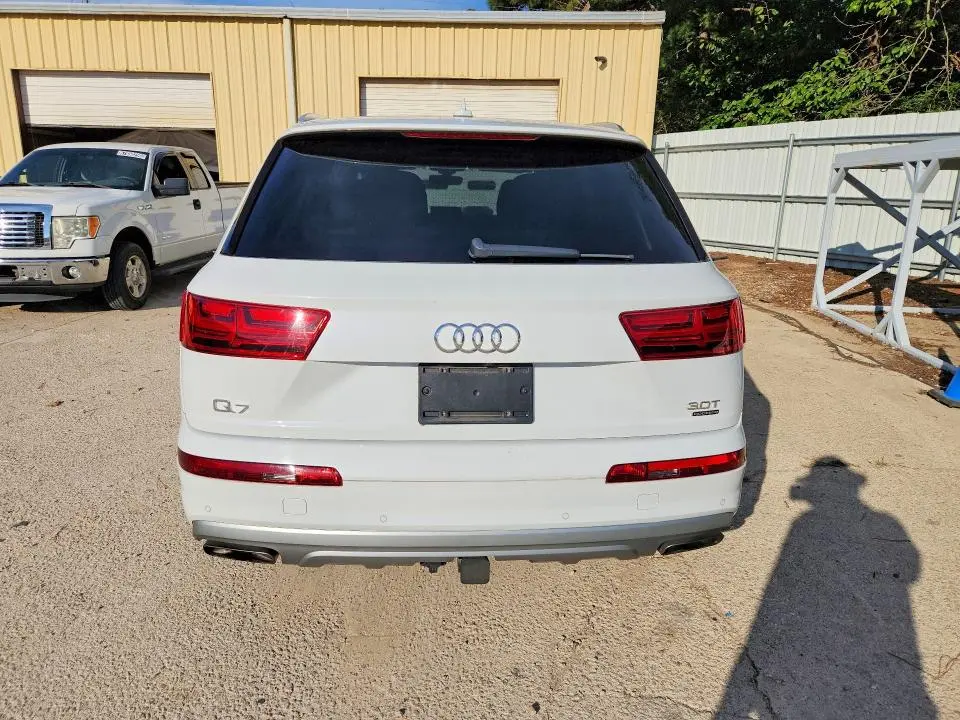 2017 AUDI Q7 PRESTIGE  
