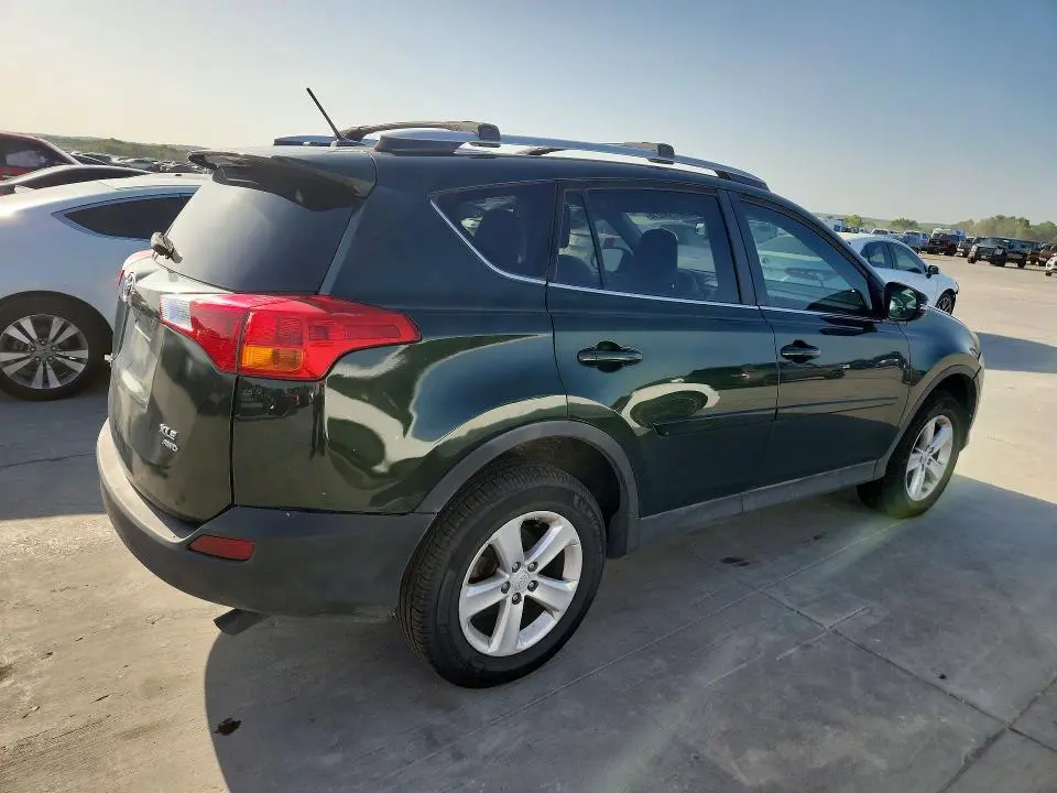 2013 TOYOTA RAV4 XLE  