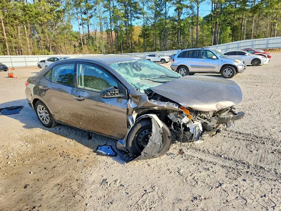 2017 TOYOTA COROLLA LE  