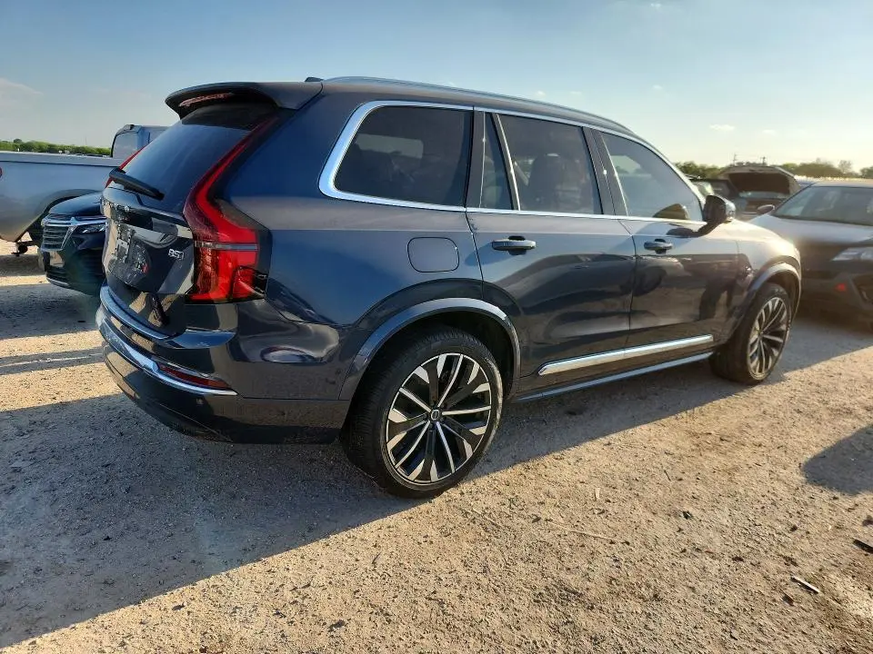 2026 VOLVO XC90 PLUS  