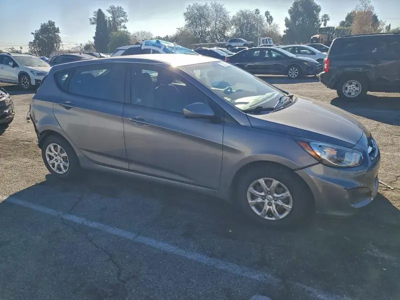 2014 HYUNDAI ACCENT GLS  