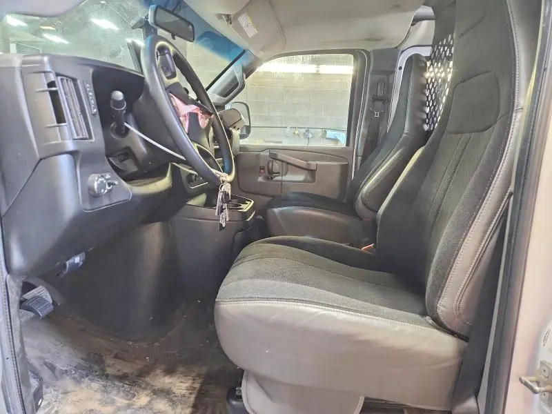 2022 GMC SAVANA   