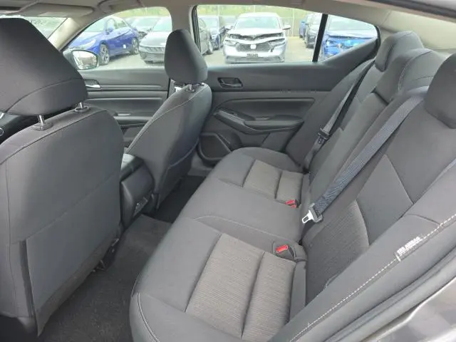 2024 NISSAN ALTIMA SV  