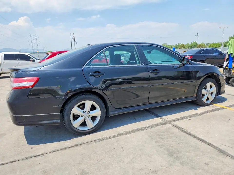 2010 TOYOTA CAMRY BASE  