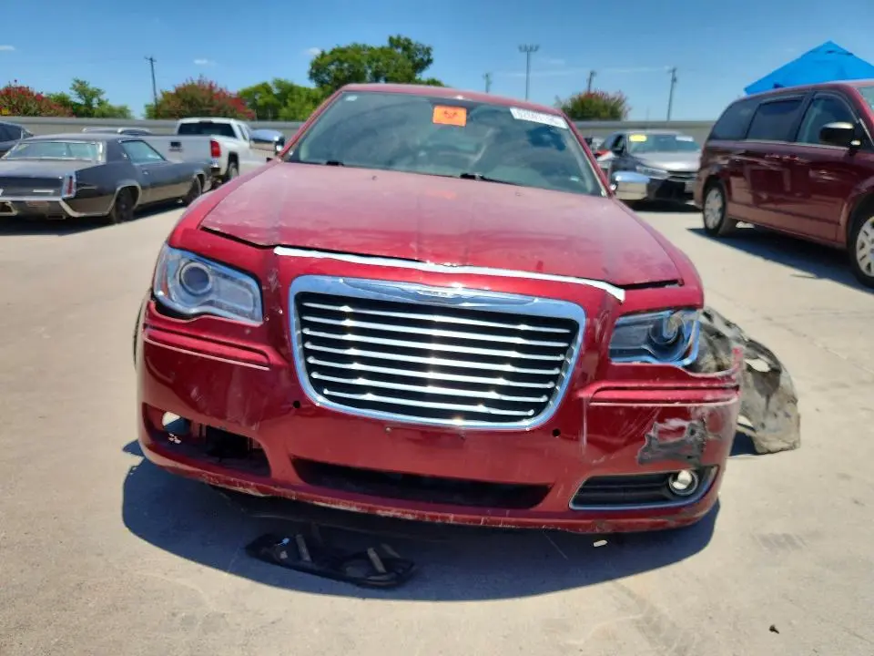 2014 CHRYSLER 300C   