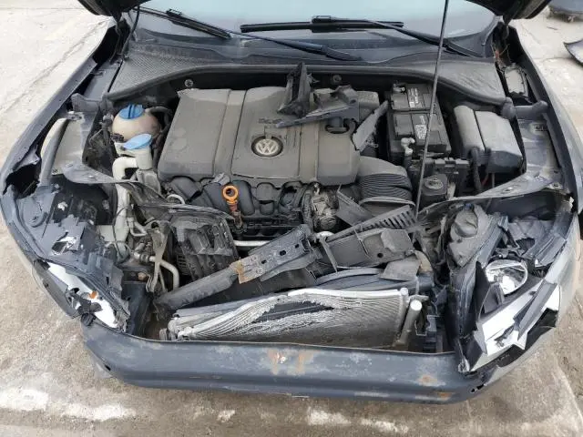 2013 VOLKSWAGEN PASSAT S  