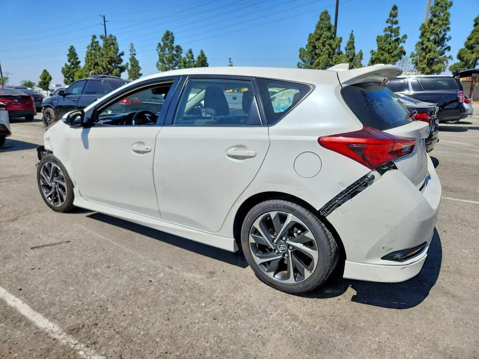 2018 TOYOTA COROLLA IM BASE  