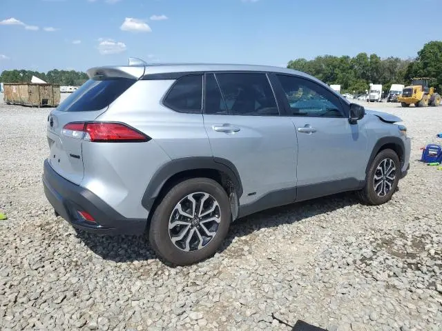 2024 TOYOTA COROLLA CROSS SE  