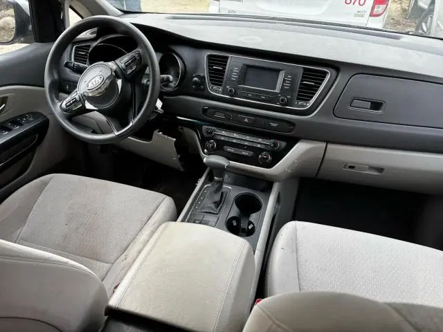2017 KIA SEDONA L  