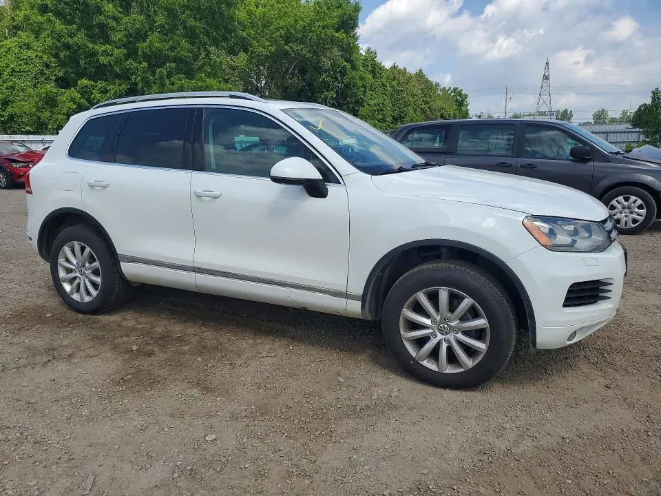 2014 VOLKSWAGEN TOUAREG TDI  