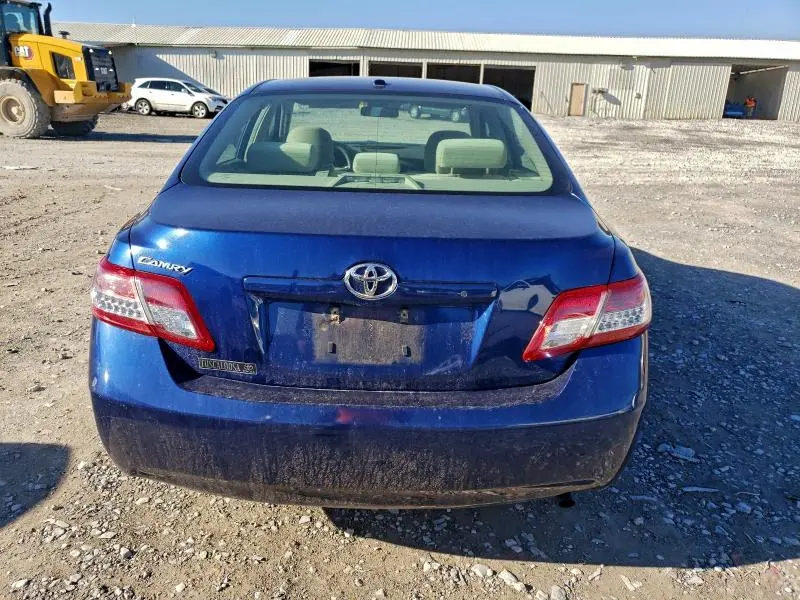 2011 TOYOTA CAMRY BASE  