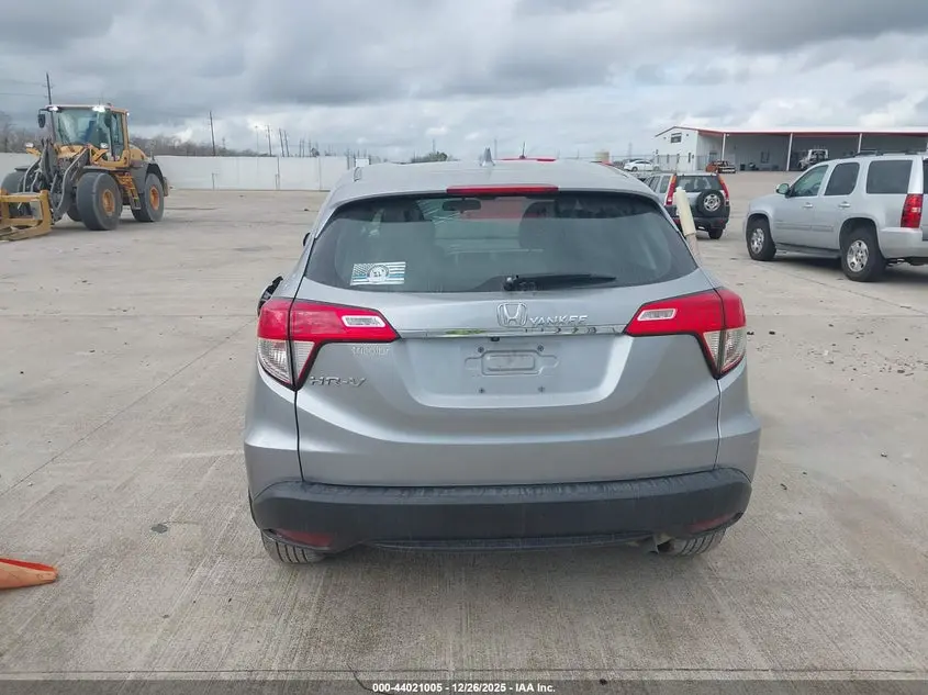 2022 HONDA HR-V 2WD LX