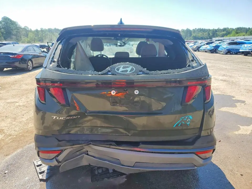2026 HYUNDAI TUCSON SE  