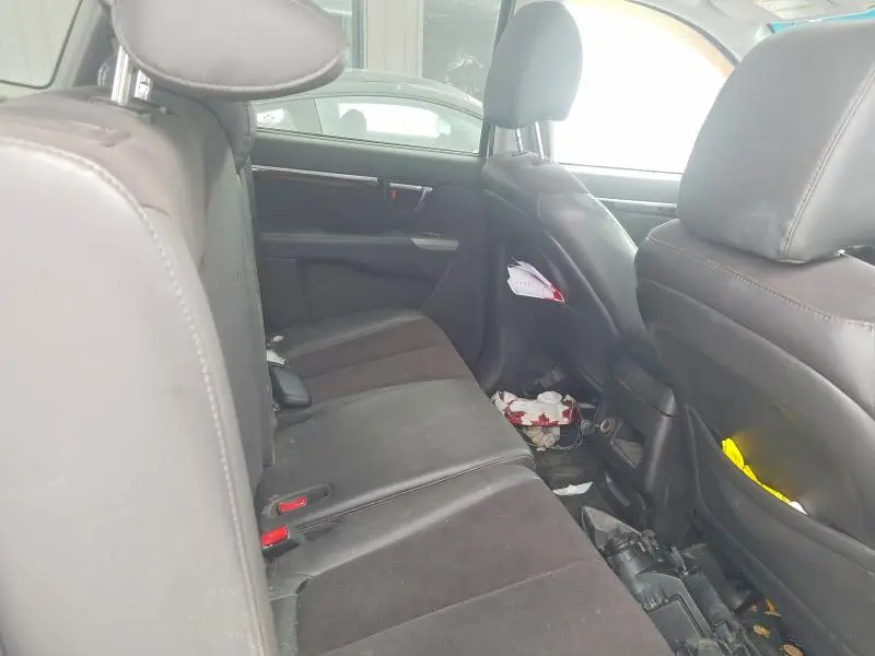 2011 HYUNDAI SANTA FE GLS  