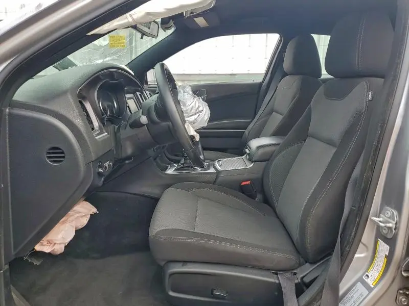 2015 DODGE CHARGER SE  