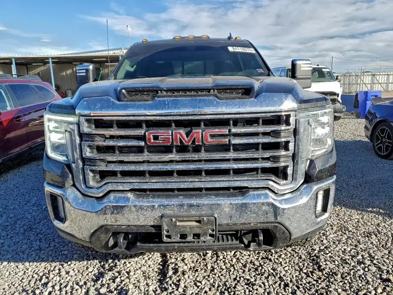 2021 GMC SIERRA K2500 SLT  