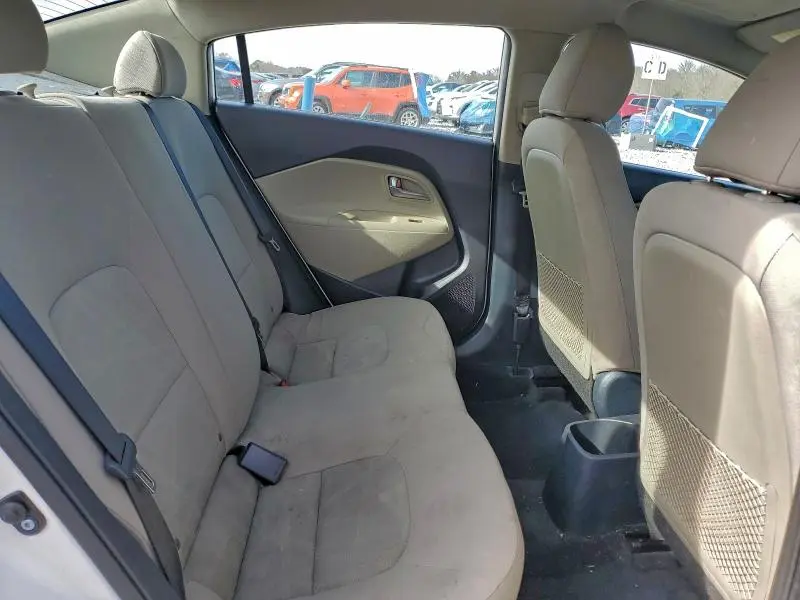 2014 KIA RIO LX  
