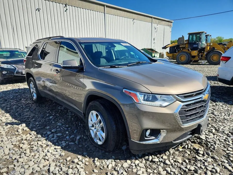 2020 CHEVROLET TRAVERSE LT  