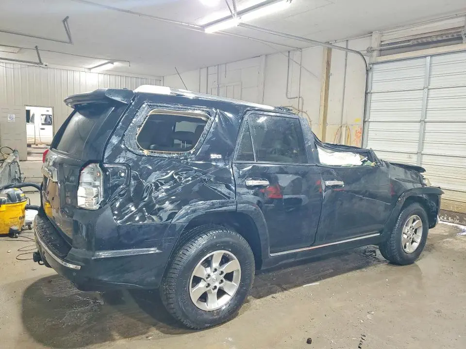 2012 TOYOTA 4RUNNER SR5  