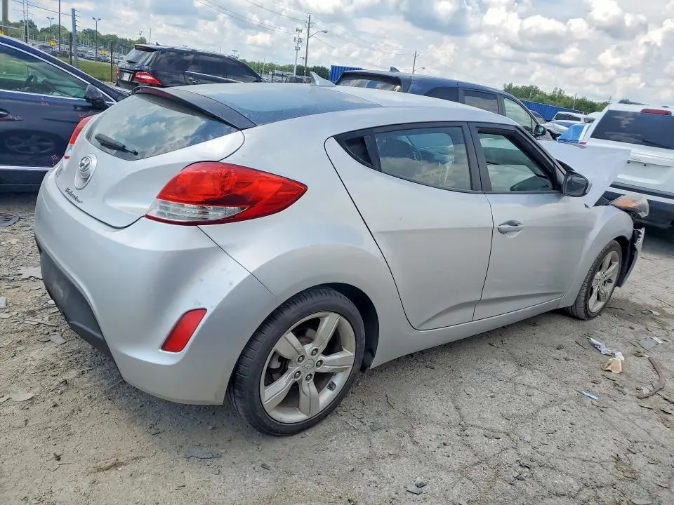2012 HYUNDAI VELOSTER BASE  
