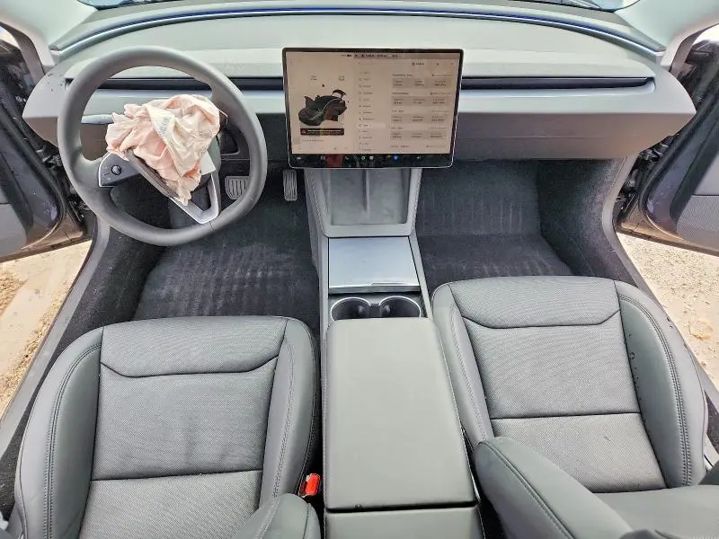 2026 TESLA MODEL 3   