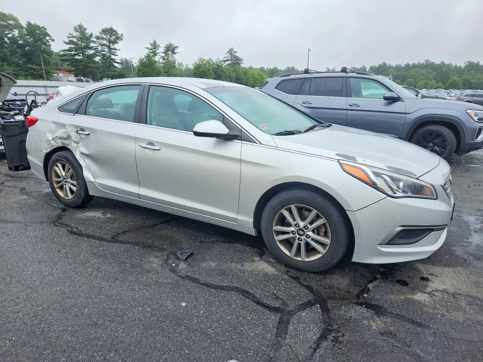 2017 HYUNDAI SONATA SE  