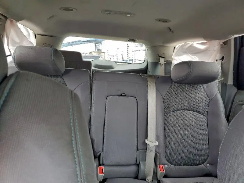 2016 CHEVROLET TRAVERSE LS  