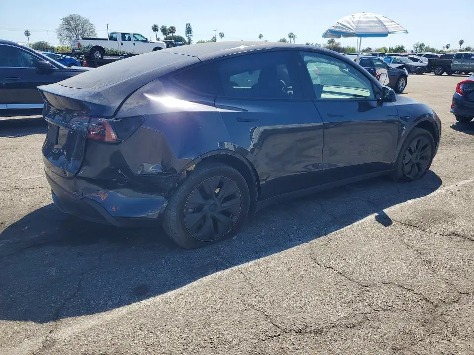 2024 TESLA MODEL Y   
