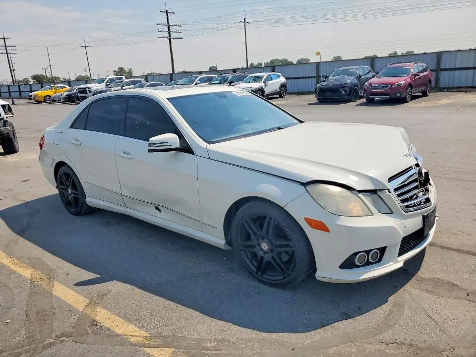 2010 MERCEDES-BENZ E 350  