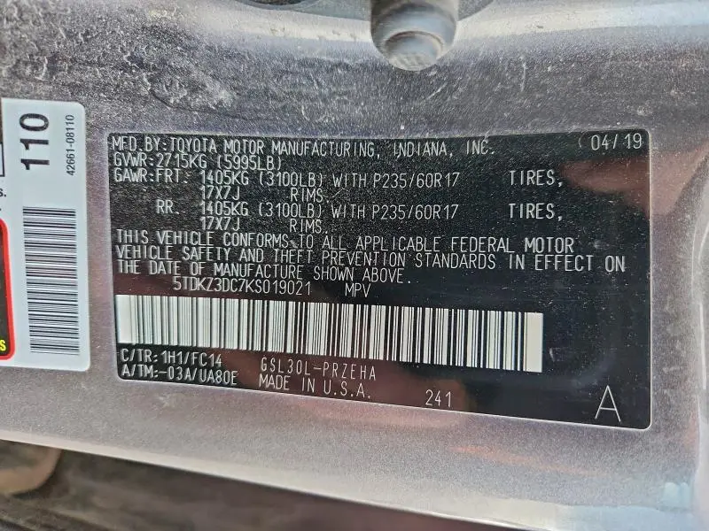 2019 TOYOTA SIENNA LE  