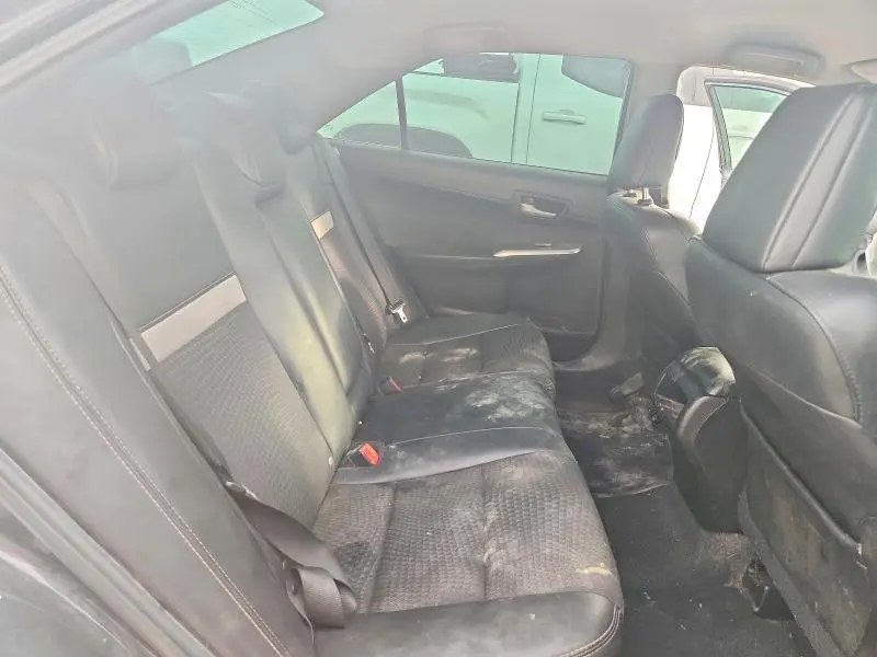 2014 TOYOTA CAMRY SE  