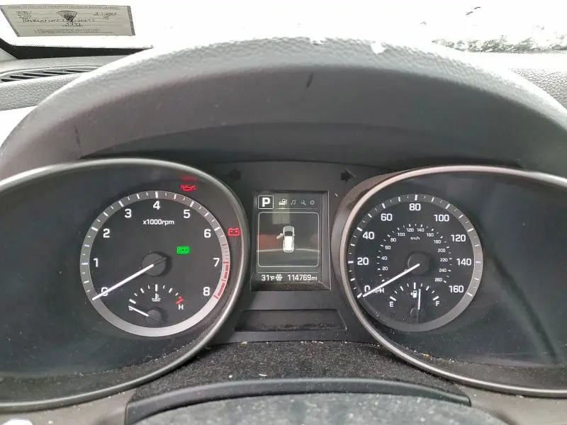 2017 HYUNDAI SANTA FE SE  