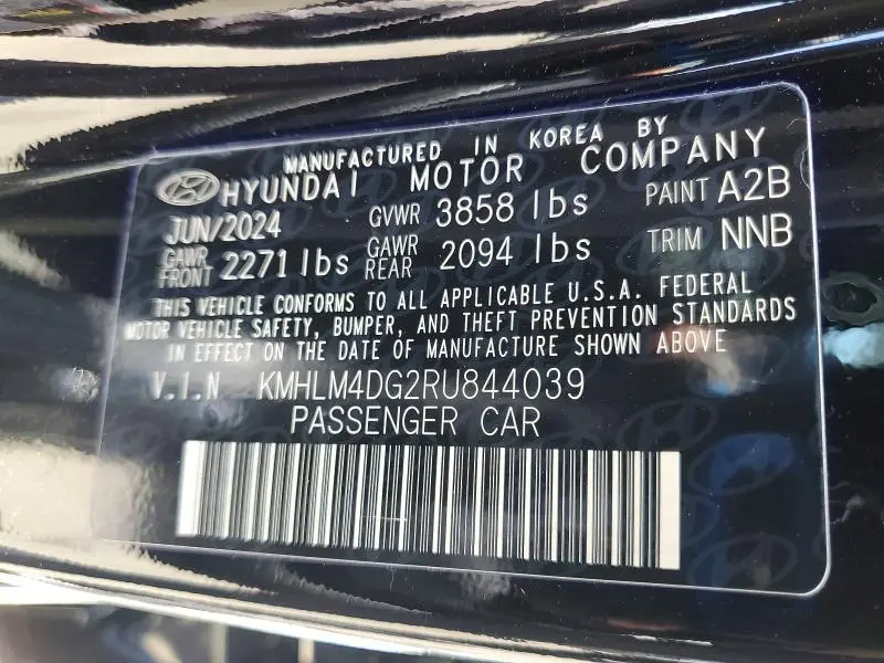 2024 HYUNDAI ELANTRA SEL  